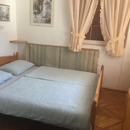 Anita Holiday home Vonyarcvashegy